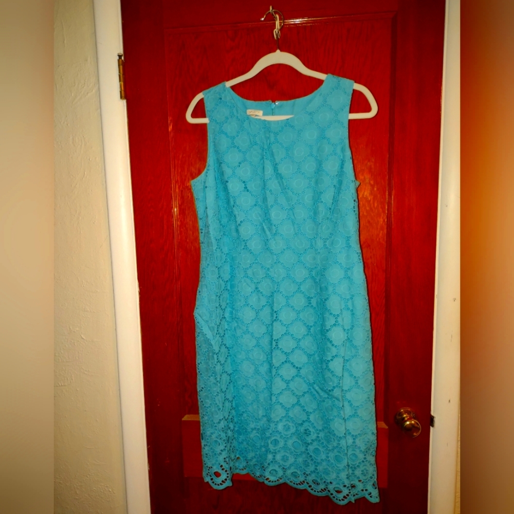 Petite turquoise dress